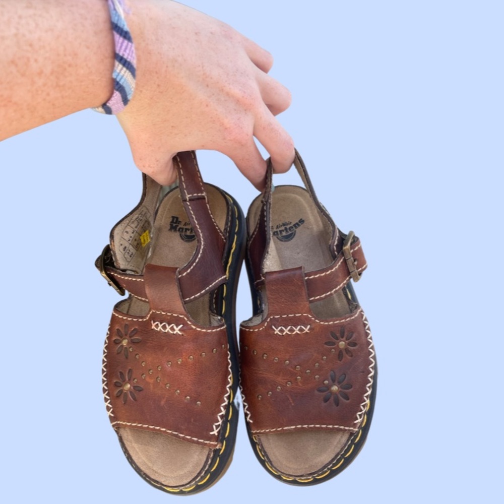VINTAGE BROWN FLORAL DR MARTEN SANDALS